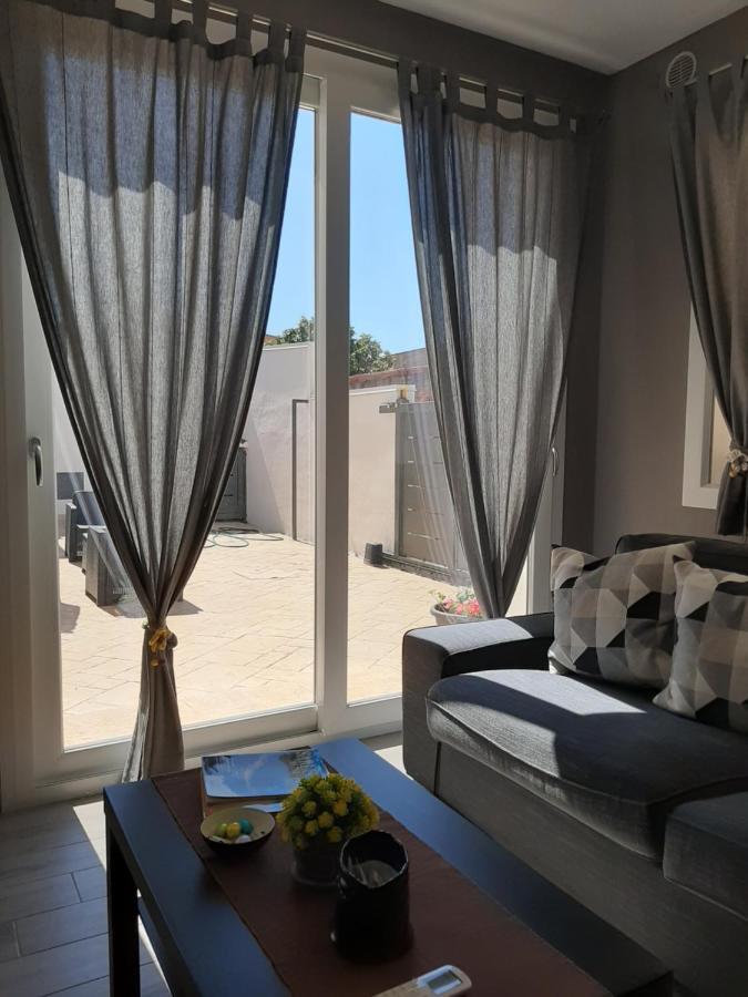 Bed and Breakfast Il Colle Del Barone Capoterra Exterior foto