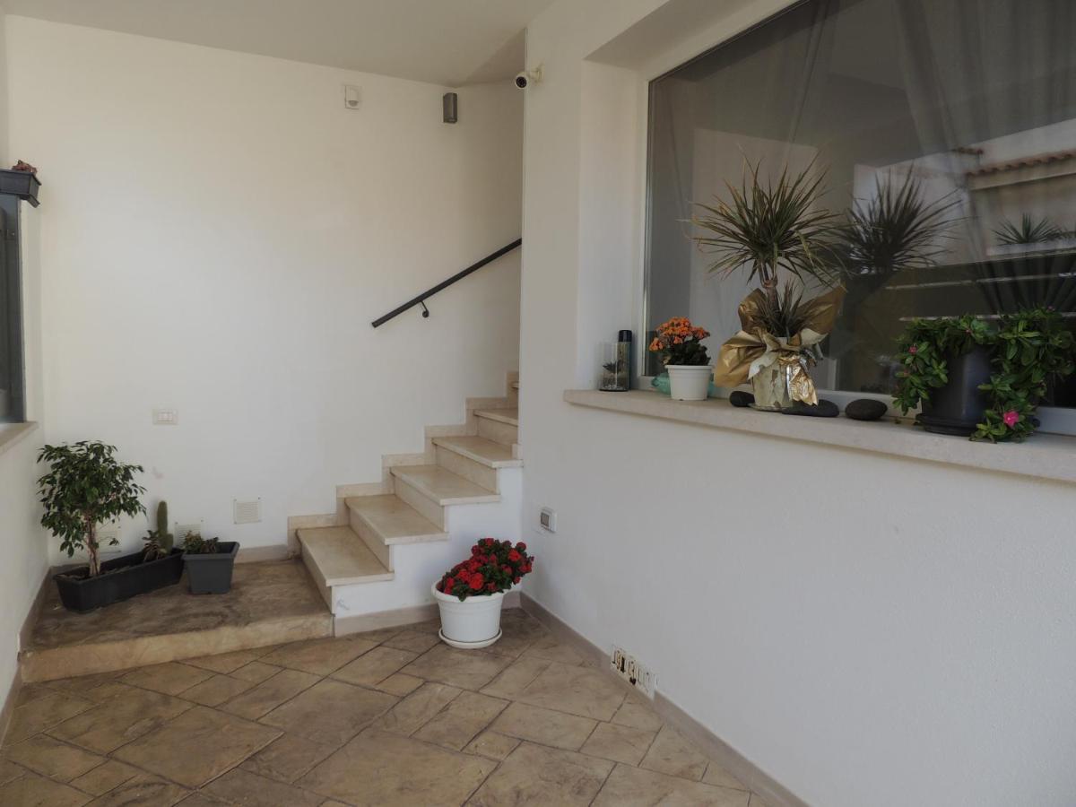 Bed and Breakfast Il Colle Del Barone Capoterra Exterior foto